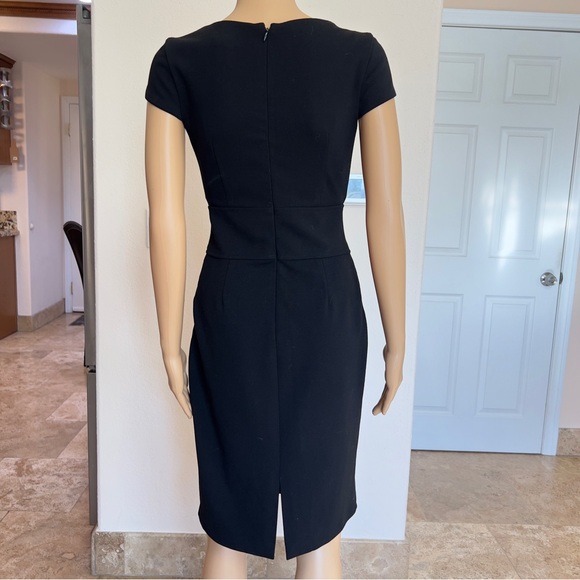 💥SALE💥White House Black Market Cap Sleeve dress 2 - Picture 3 of 5
